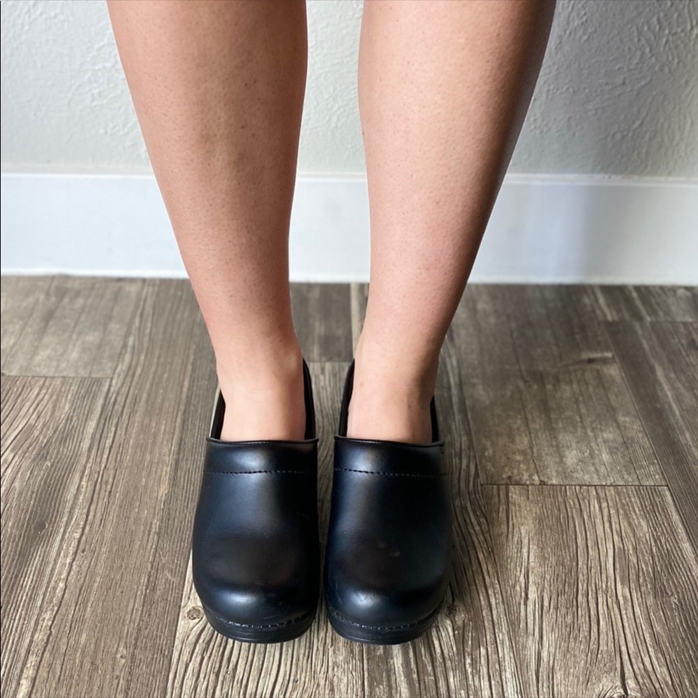 Black Dansco Clog Size 37